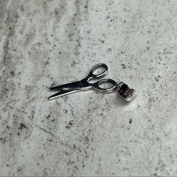 925 Sterling Silver Scissor Pendant - Picture 11 of 14